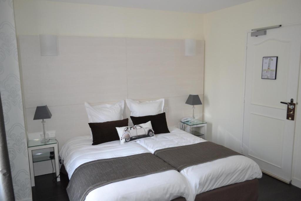 Le Saint-Jacques Hotel Cloyes-sur-le-Loir Luaran gambar